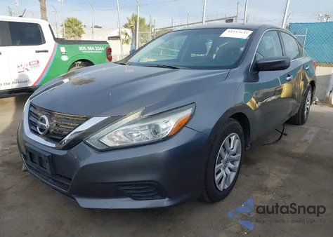 2017 Nissan Altima 2.5 S z USA, uszkodzony, nr VIN 1N4AL3AP9HC290098